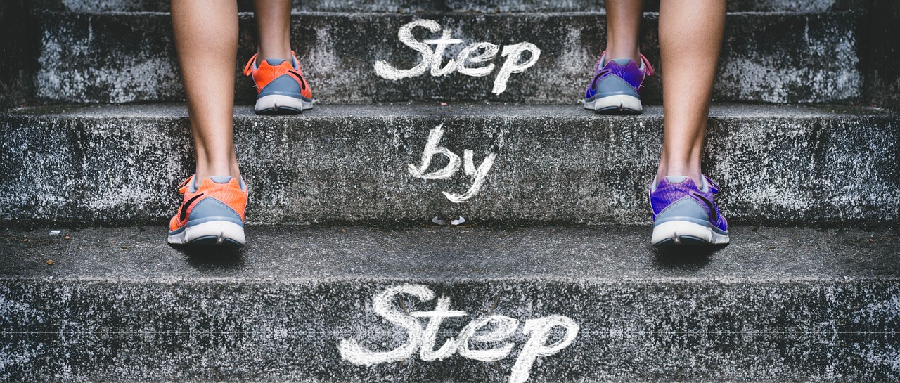 LVN vs RN: How to Decide Which Nursing Credential Is Right for Your Career Goals