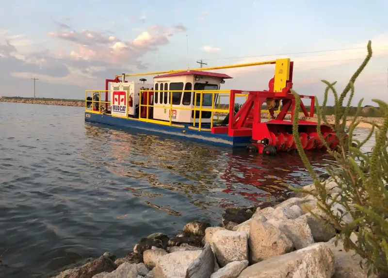 Lagoon dredge